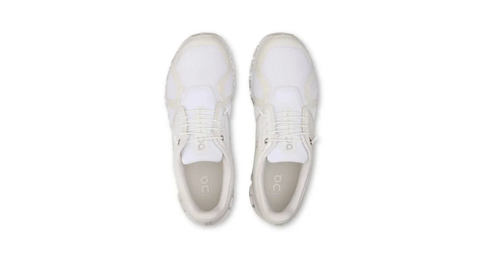 On Cloud 6 White/White