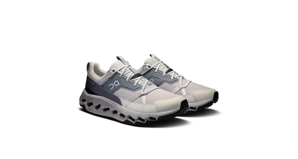 On Cloudhorizon Wolf/Alloy